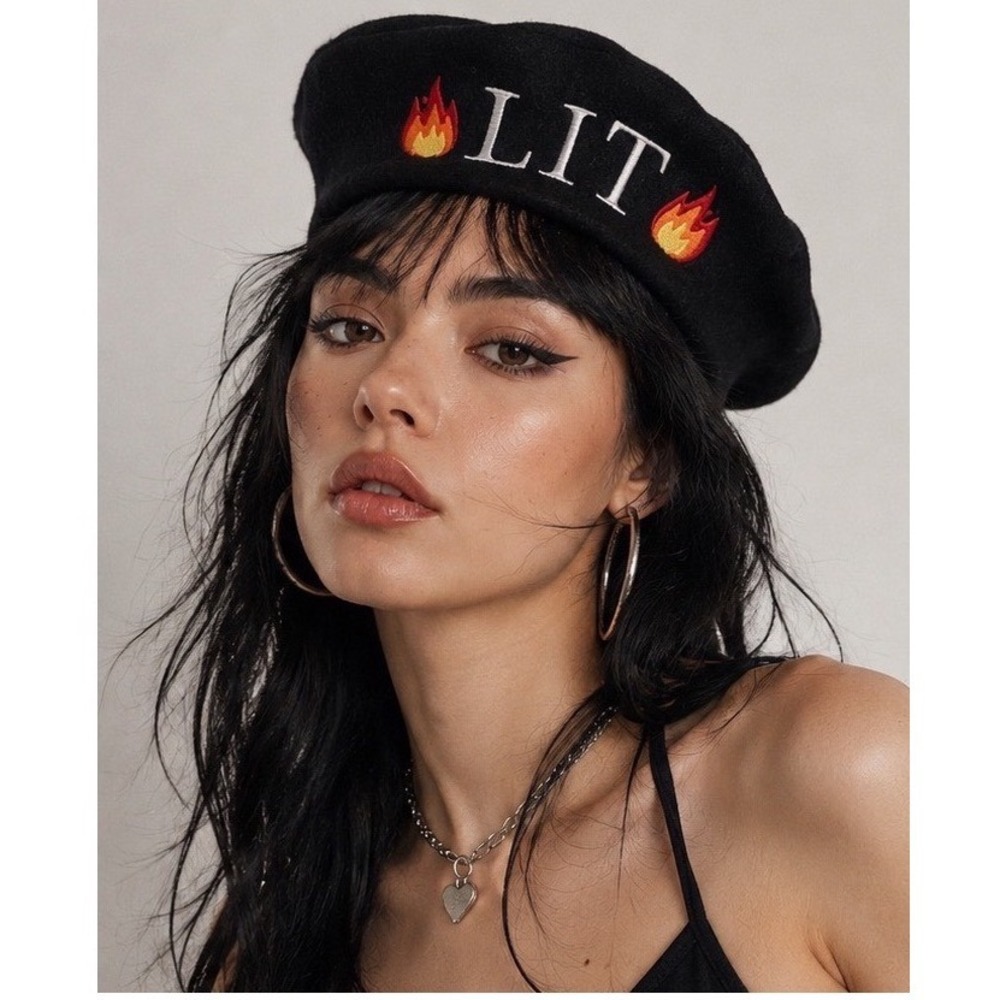 Y2K Black Beret Hat Flame LIT Embroidered 90s Grunge Goth Streetwear OS
